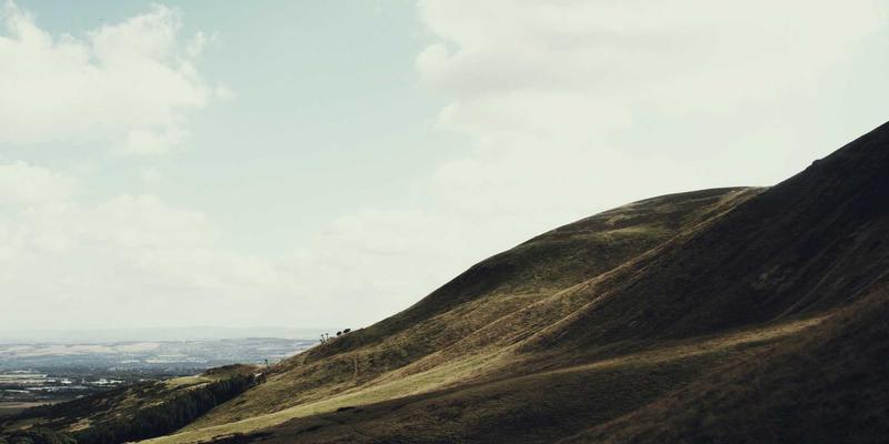 和田玉鉴赏指南：读懂千年玉石的文化密码与收藏价值