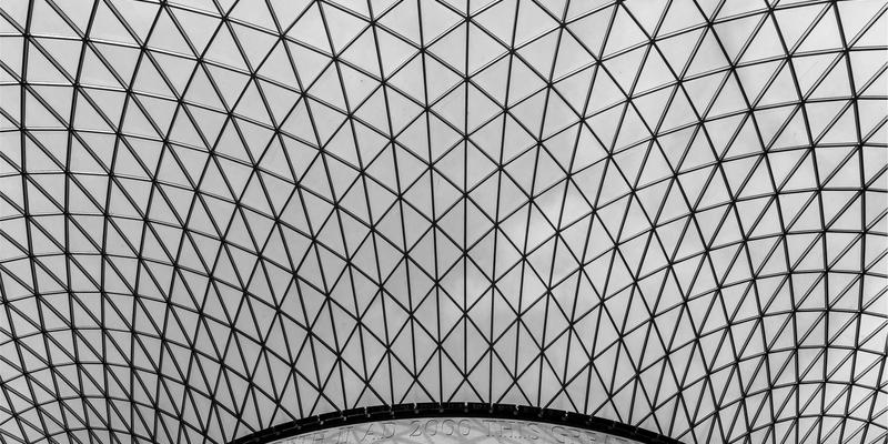 收藏与珠宝鉴赏：理性看待玉石瑕疵，棉绺裂在不同玉种中的影响与审美包容