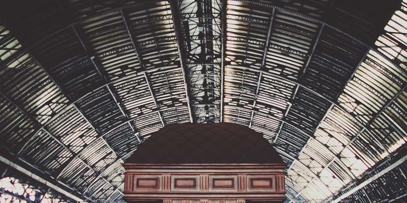 玉石鉴赏入门：翡翠与和田玉的鉴别要点与文化内涵